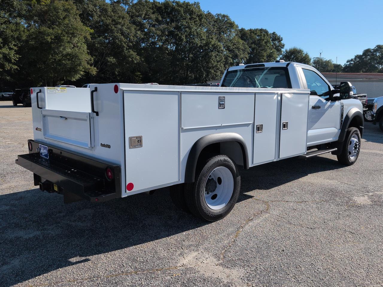 2025 Ford Super Duty F-450 DRW Service Body Winder GA