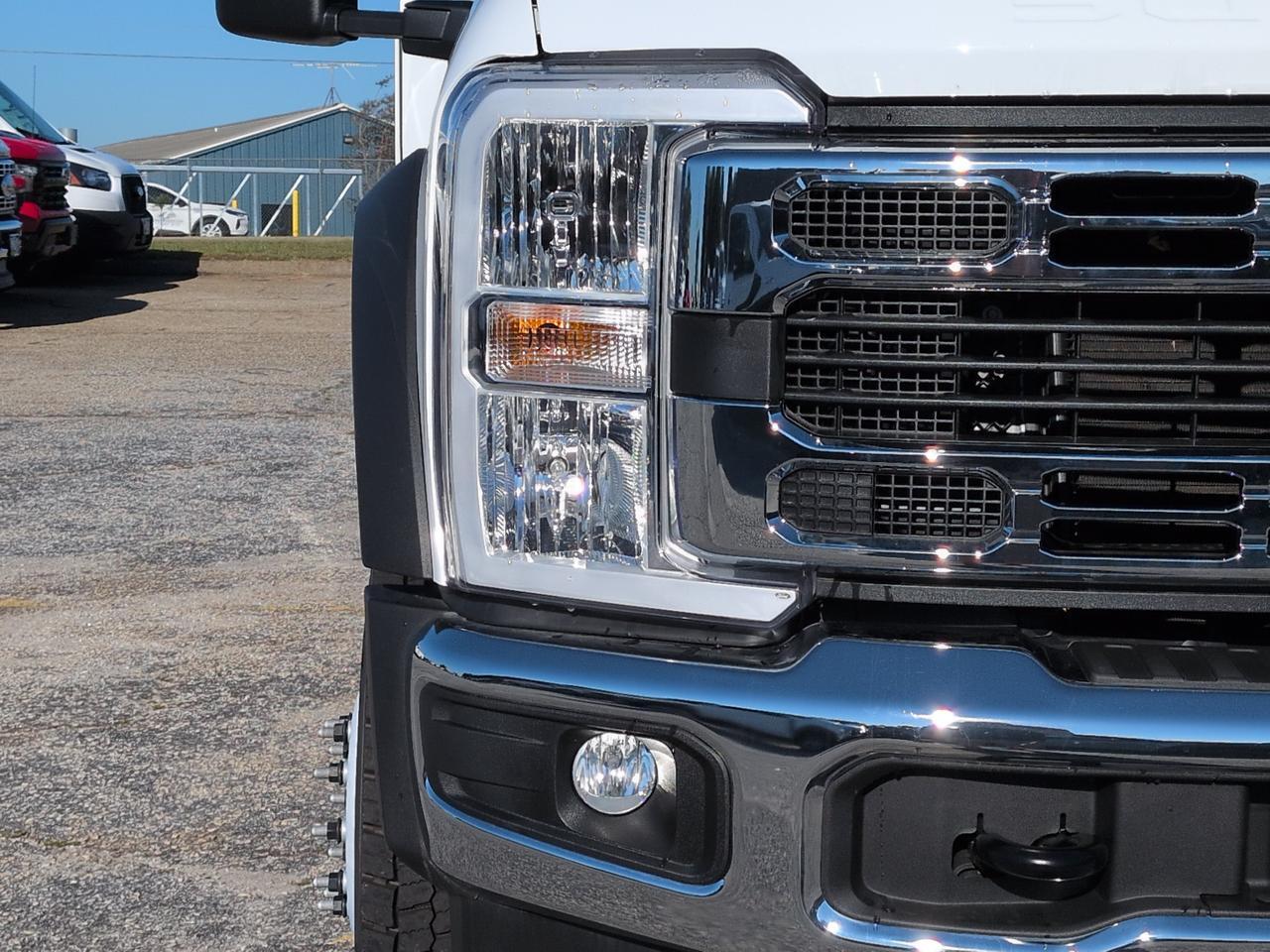 2025 Ford Super Duty F-450 DRW Service Body Winder GA