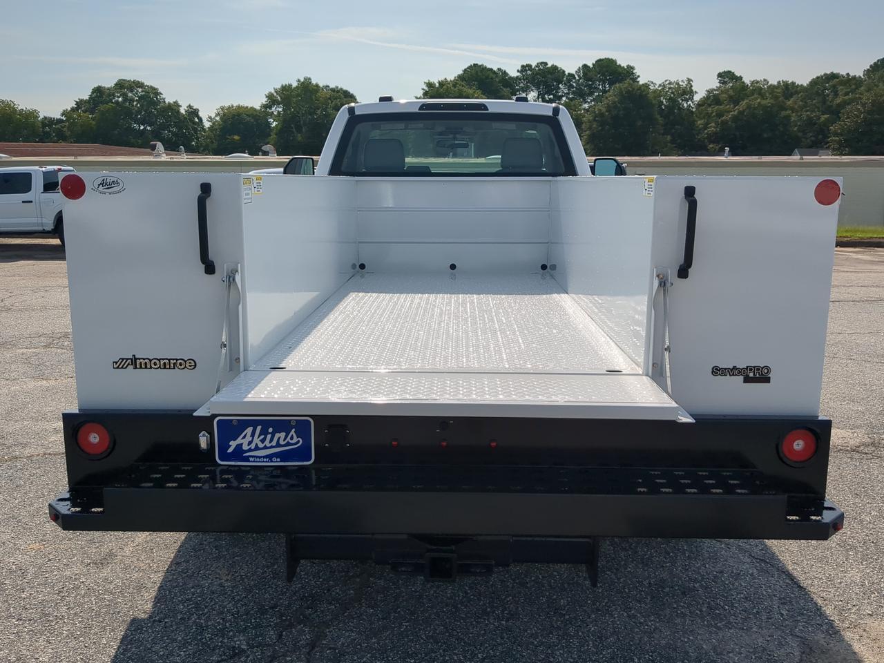 2025 Ford Super Duty F-450 DRW Service Body Winder GA