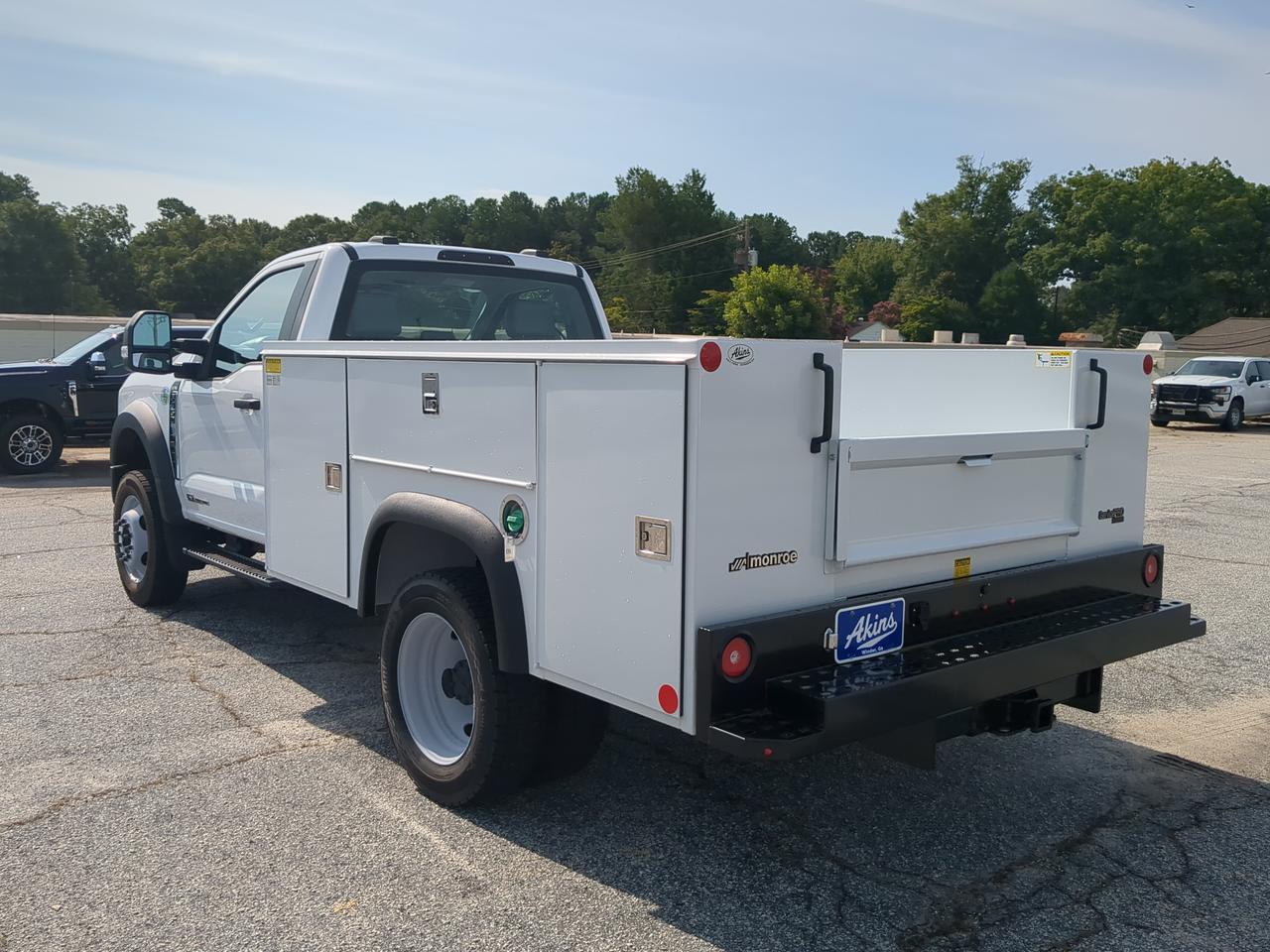 2025 Ford Super Duty F-450 DRW Service Body Winder GA