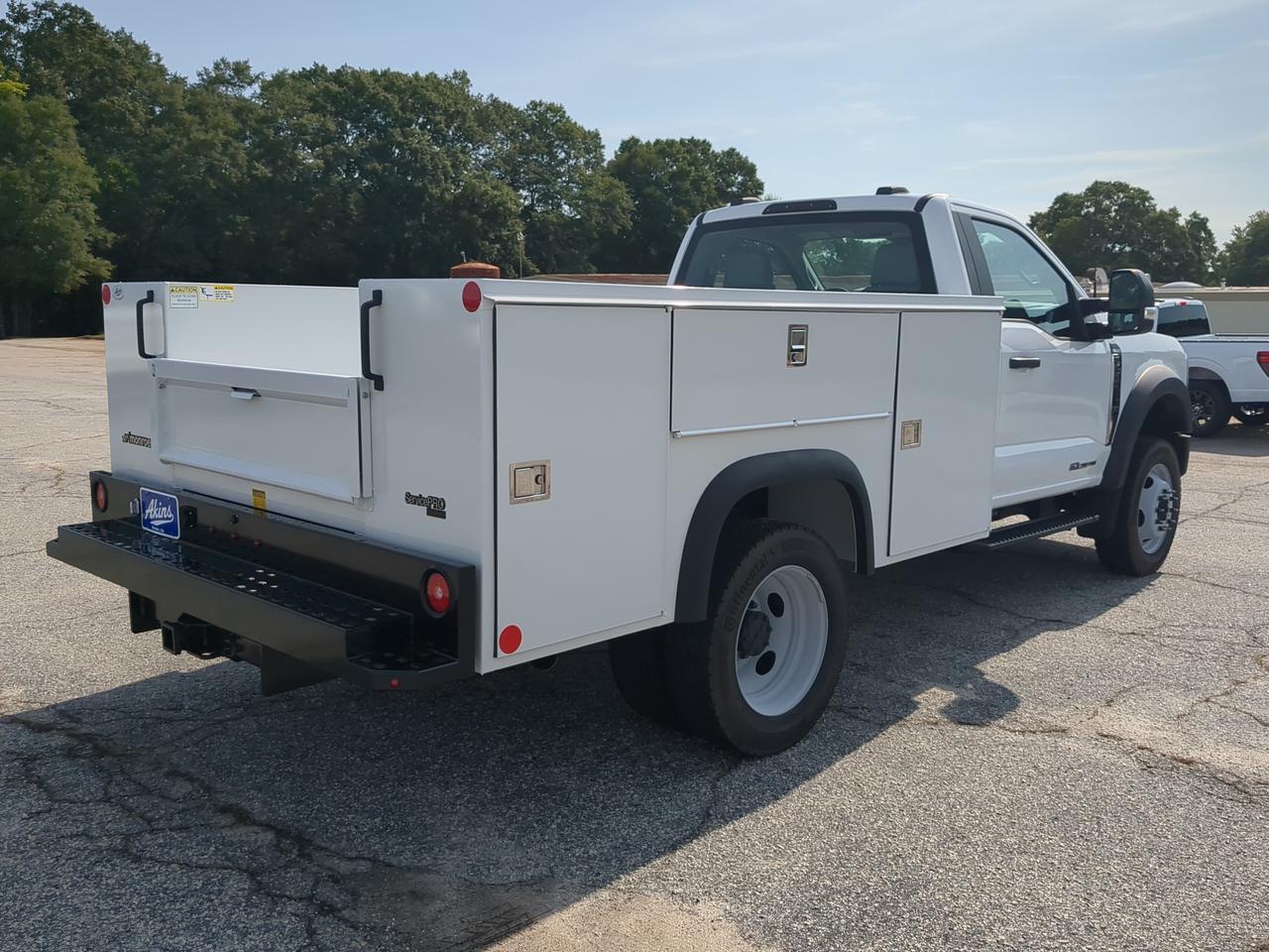 2025 Ford Super Duty F-450 DRW Service Body Winder GA
