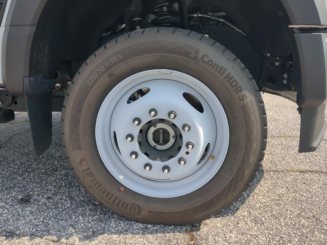 2025 Ford Super Duty F-450 DRW Service Body Winder GA