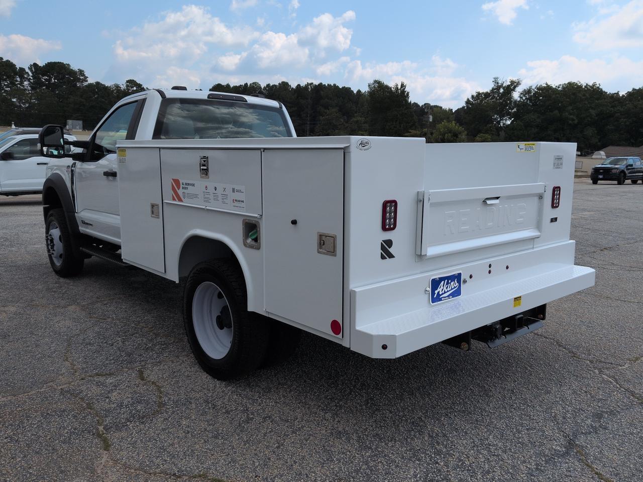 2025 Ford Super Duty F-450 DRW Service Body Winder GA