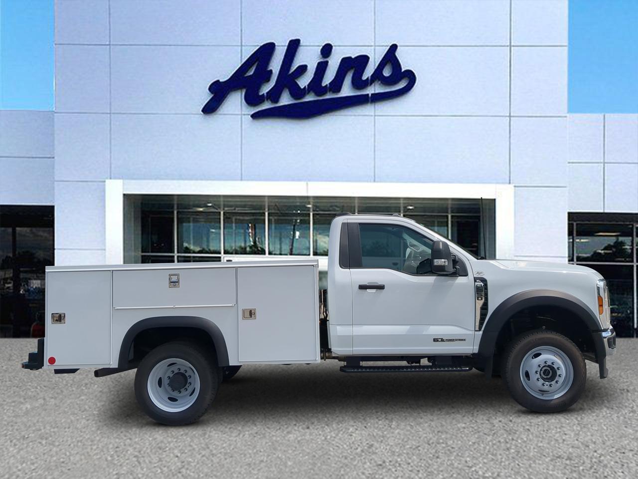 2025 Ford Super Duty F-450 DRW