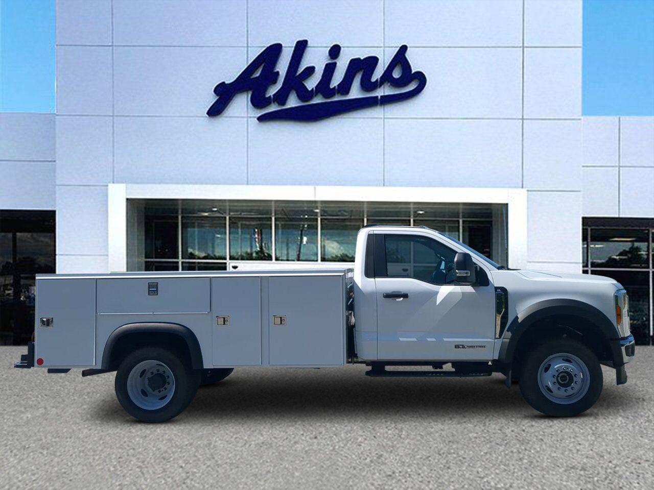 2025 Ford F-450 XL 4x4 Regular Cab 169-In DRW's photo