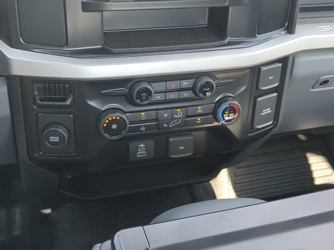 2025 Ford Super Duty F-450 DRW WRECKER BODY Winder GA