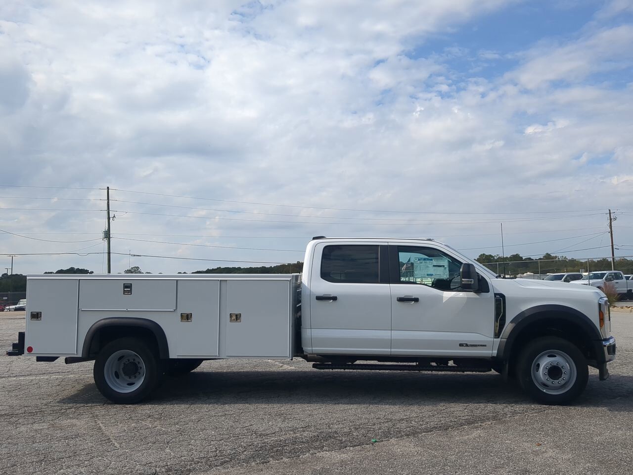 2025 Ford Super Duty F-450 DRW XL