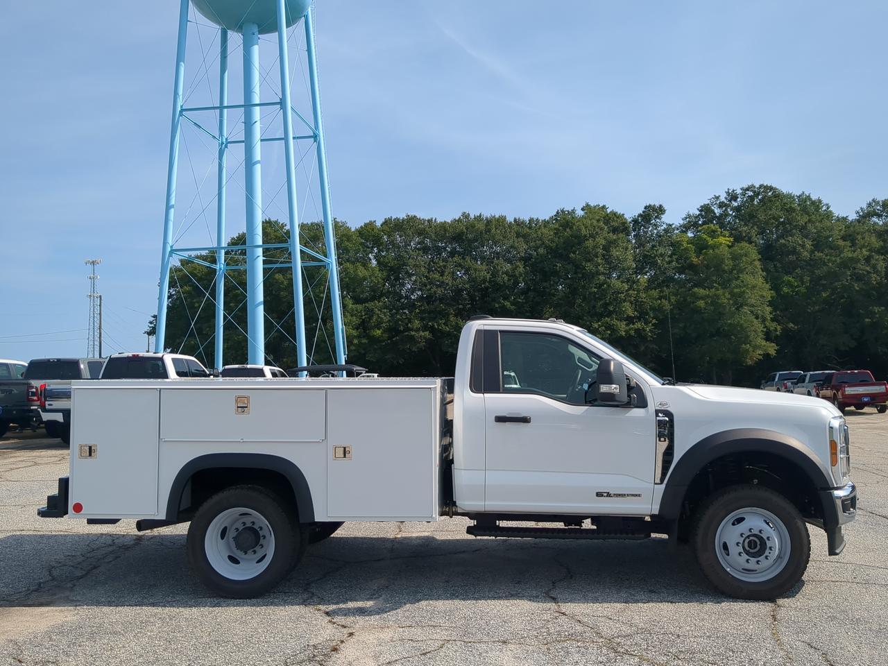 2025 Ford Super Duty F-450 DRW XL
