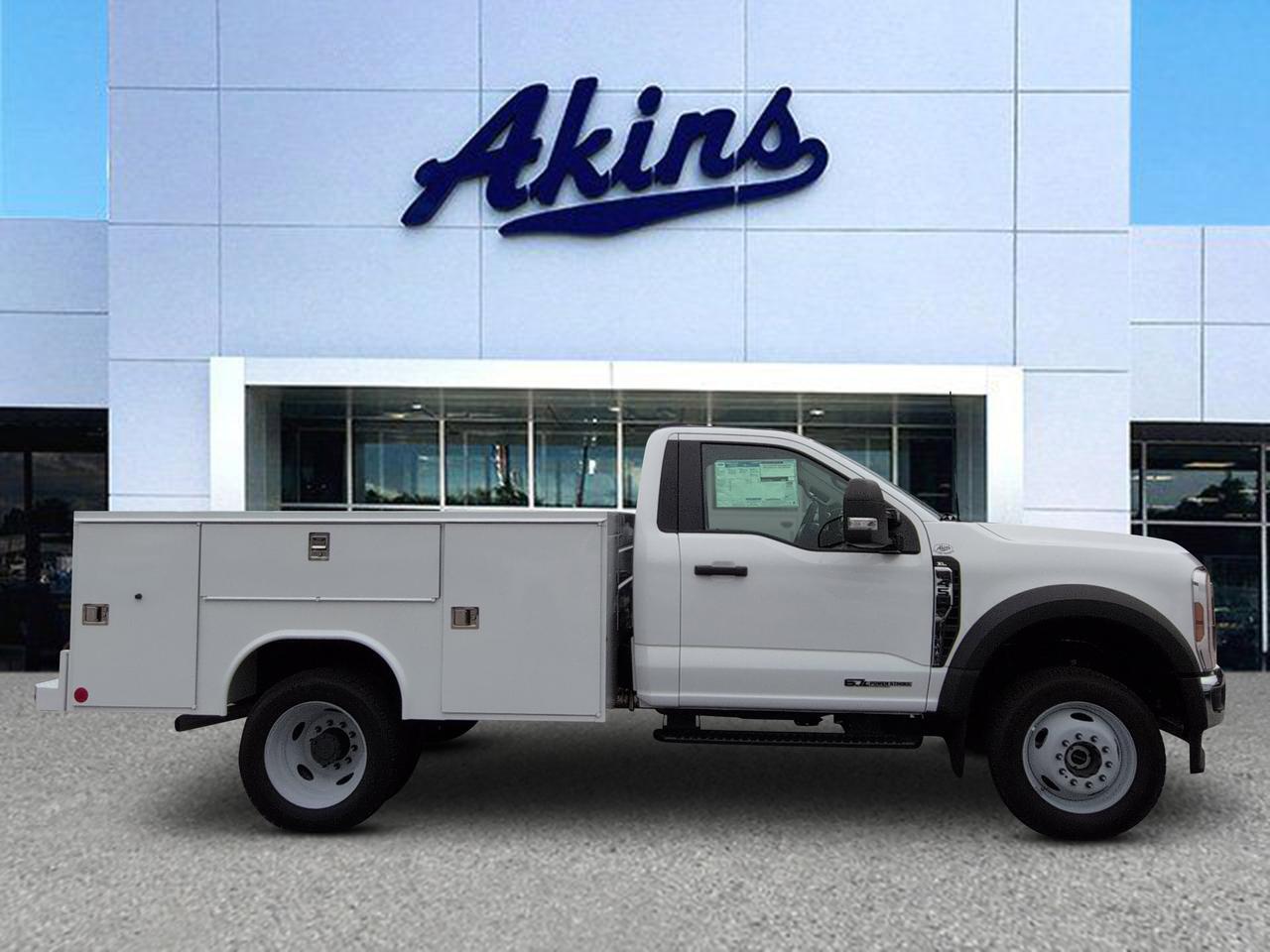 2025 Ford Super Duty F-450 DRW XL