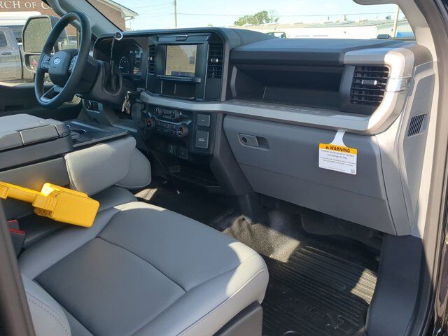 2025 Ford Super Duty F-450 DRW XL Winder GA