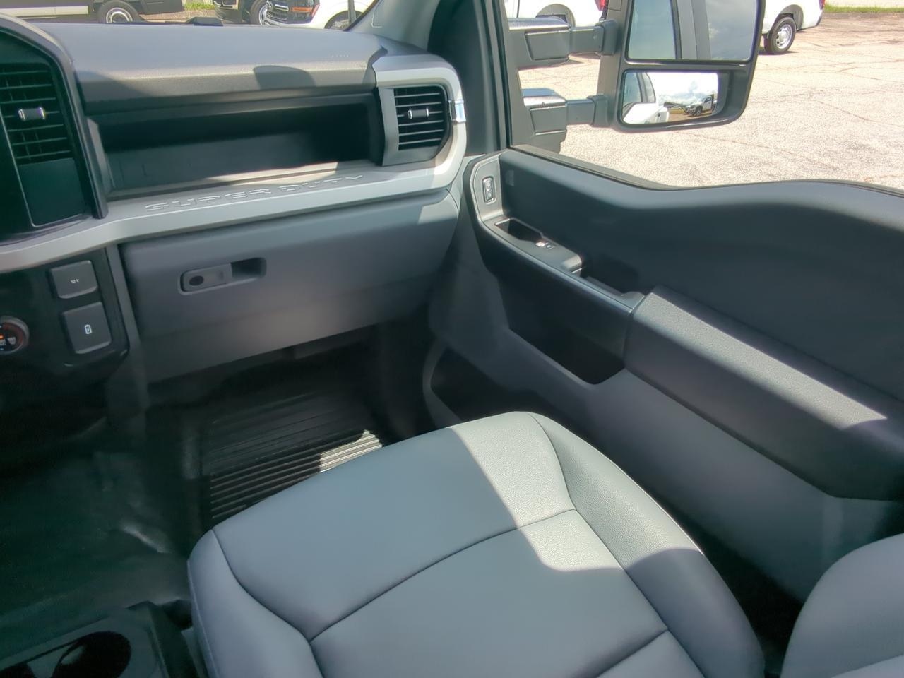 2025 Ford Super Duty F-450 DRW XL Winder GA