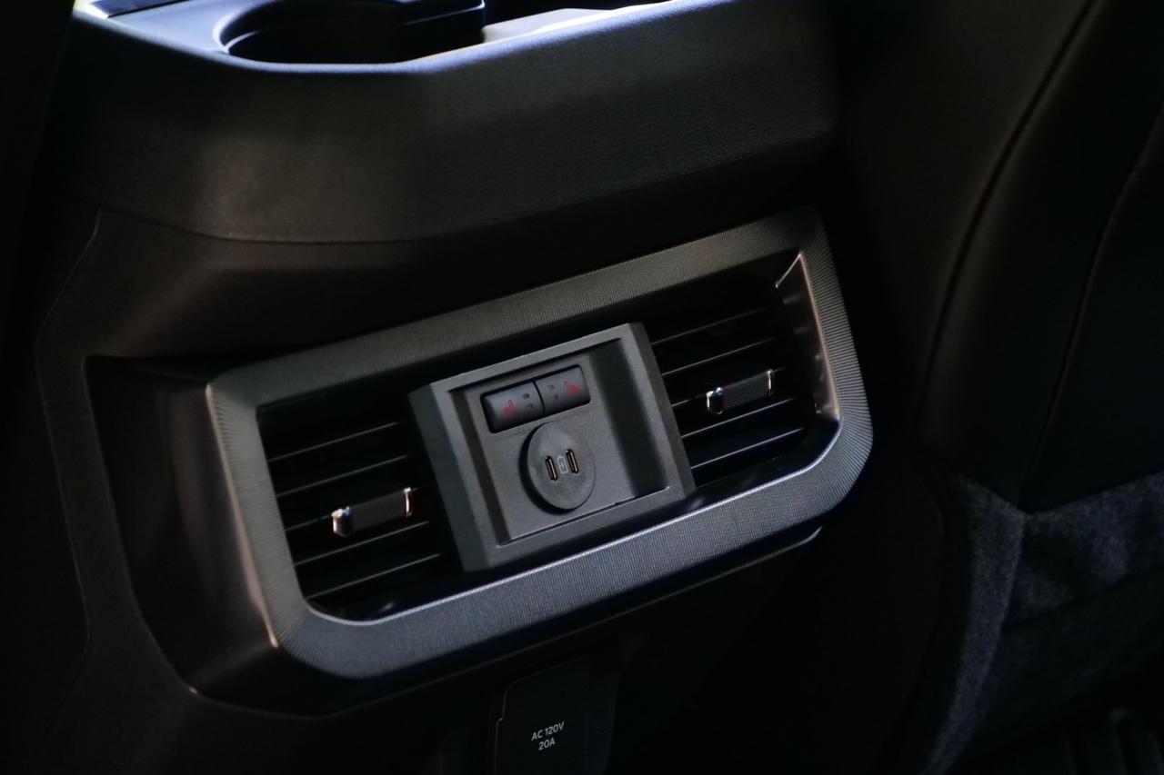 2025 Ford Super Duty F-450 Platinum 4X4 / DRW / HO Diesel / Pro Power Onboard! Lincolnton NC