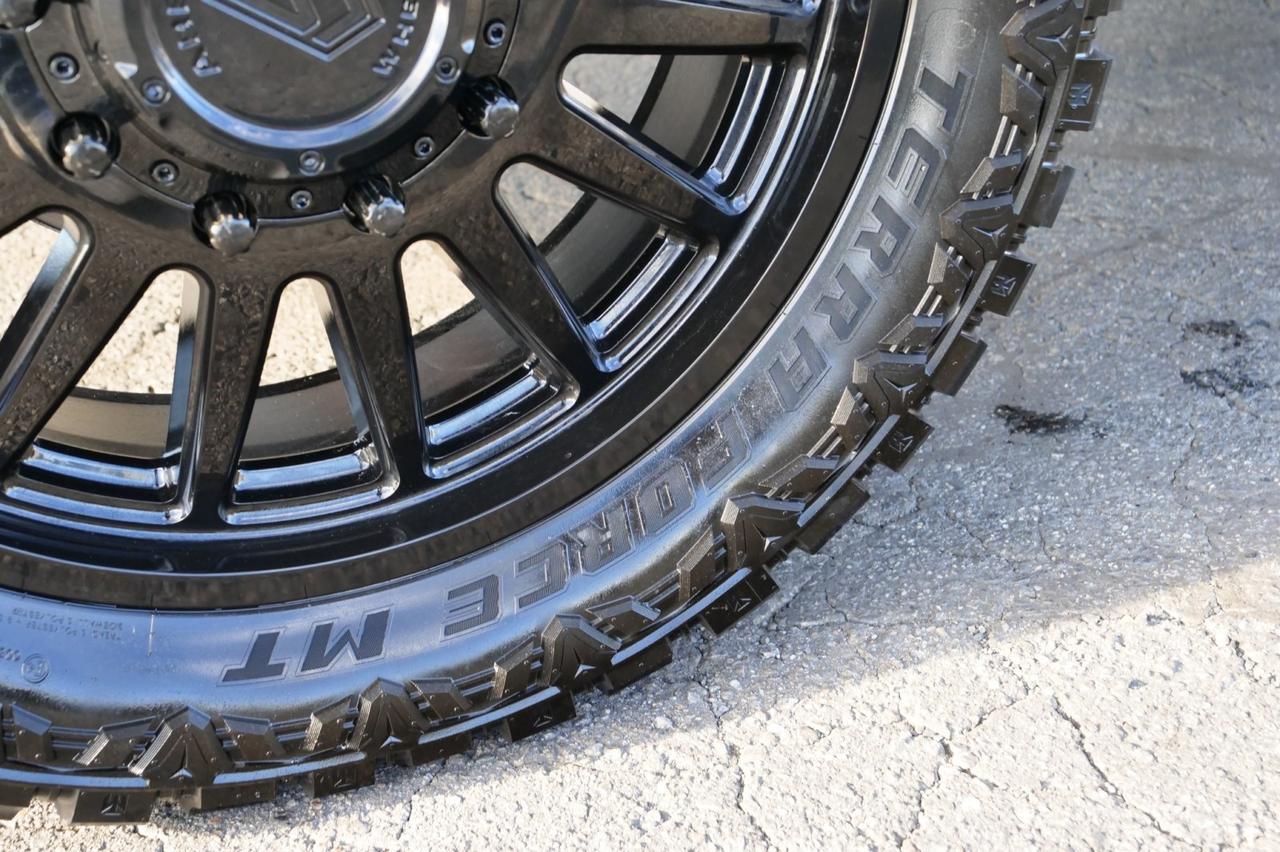 2025 Ford Super Duty F-450 Platinum 4X4 / DRW / Krietz Customs / HO Diesel! Lincolnton NC