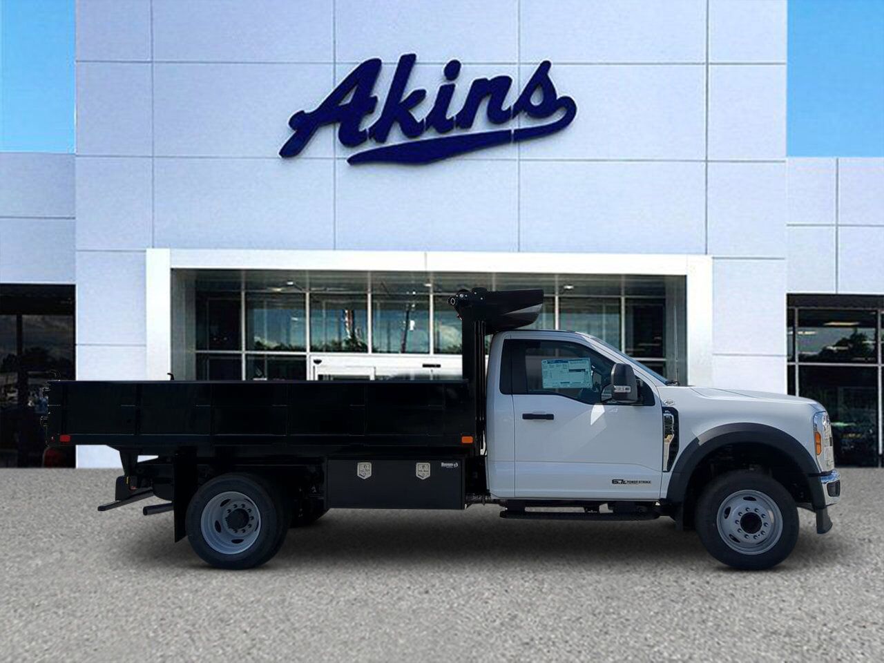 2025 Ford Super Duty F-550 DRW