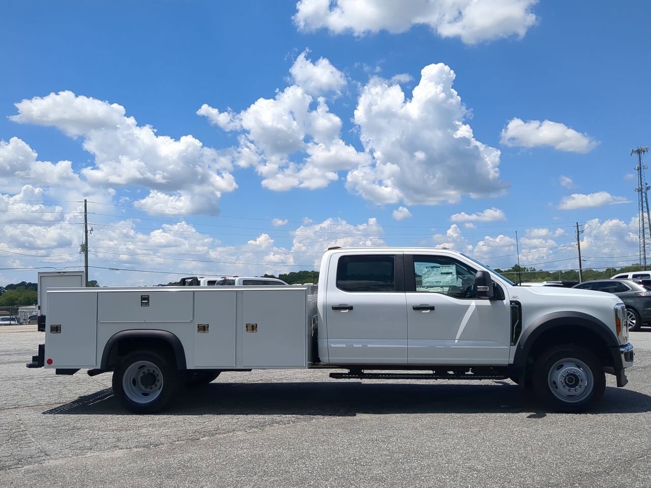 2025 Ford Super Duty F-550 DRW SERVICE BODY Winder GA