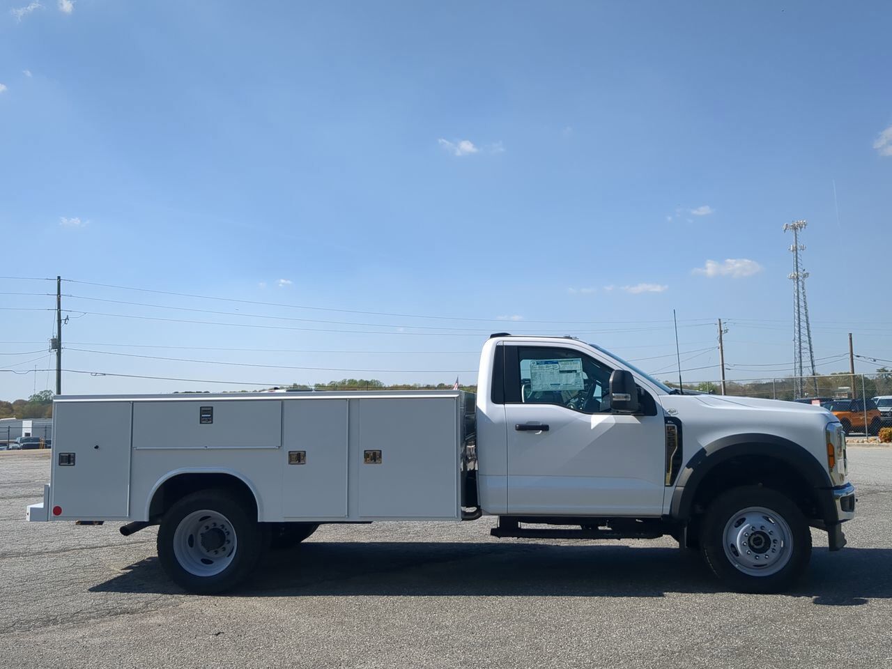 2025 Ford Super Duty F-550 DRW Service Body Winder GA
