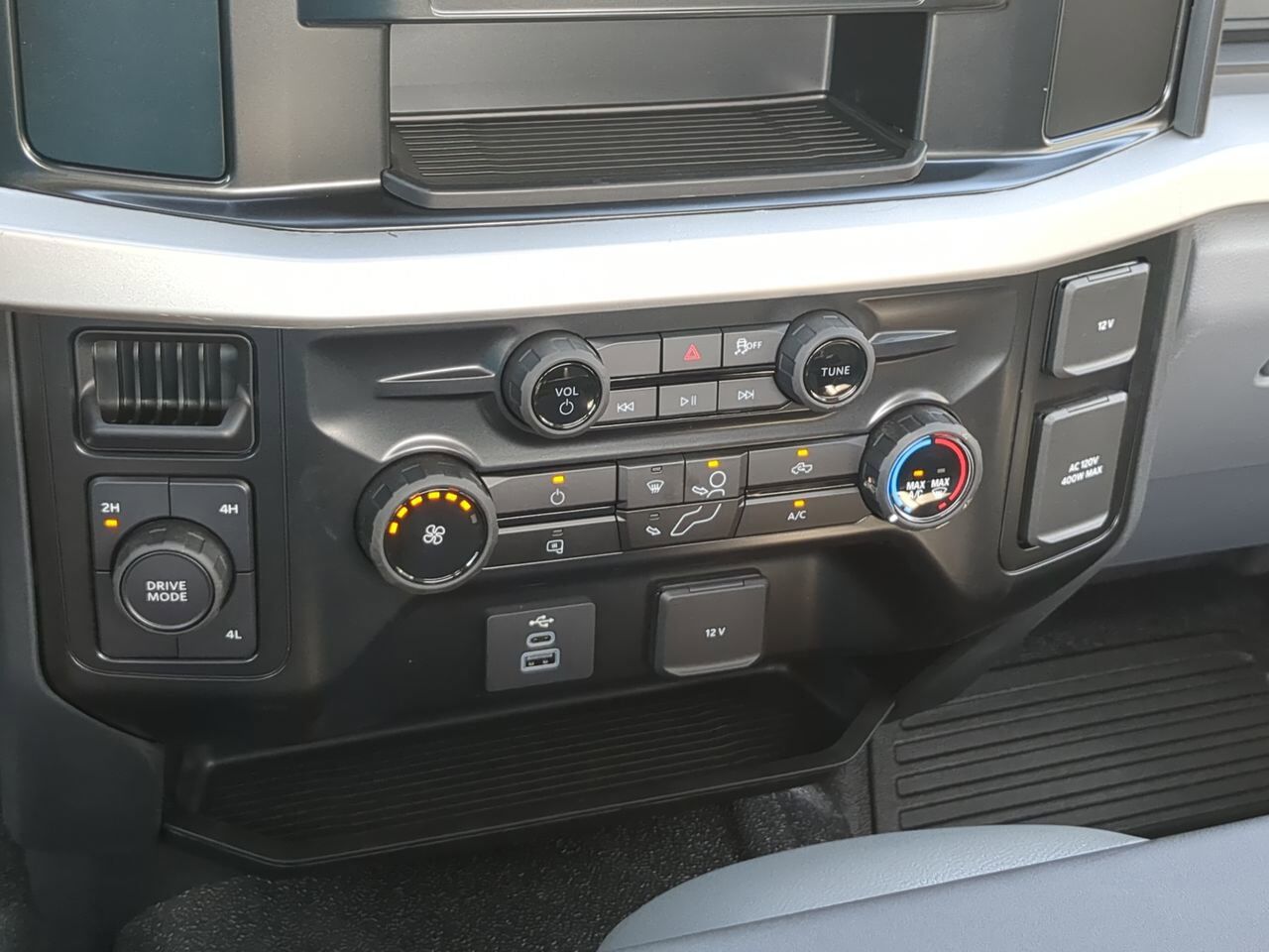 2025 Ford Super Duty F-550 DRW Service Body Winder GA