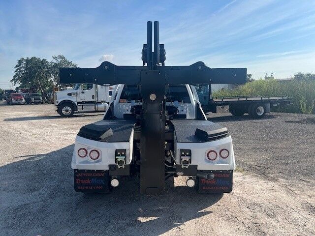 2025 Ford Super Duty F-550 DRW XL Jerr-Dan MPL-40 Standard Duty Wrecker Truck Tampa FL