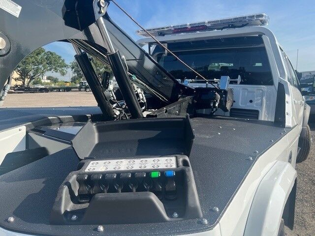 2025 Ford Super Duty F-550 DRW XL Jerr-Dan MPL-40 Standard Duty Wrecker Truck Tampa FL