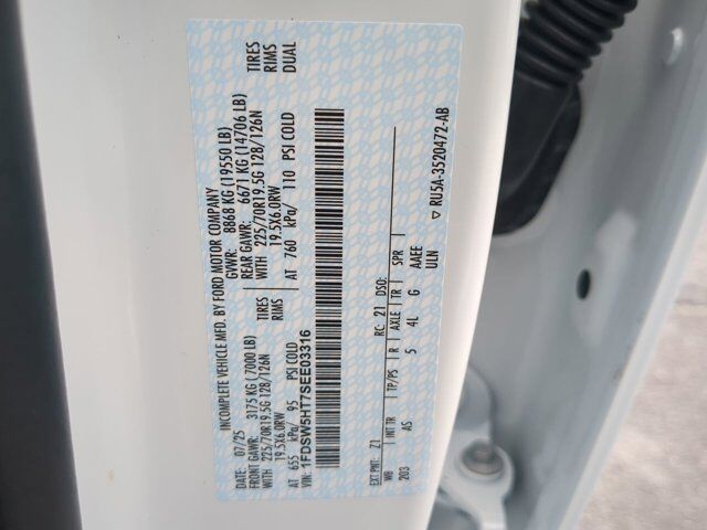 2025 Ford Super Duty F-550 DRW XL Appleton WI