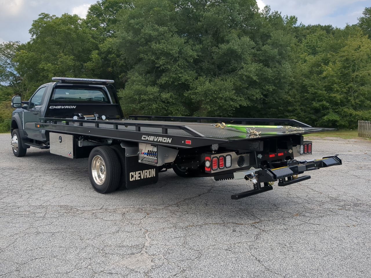2025 Ford Super Duty F-550 DRW XL Appleton WI