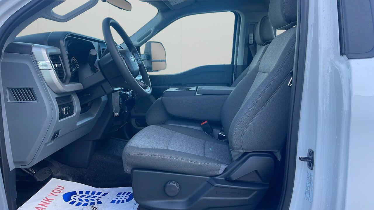 2025 Ford Super Duty F-550 DRW XL Sherwood Park AB