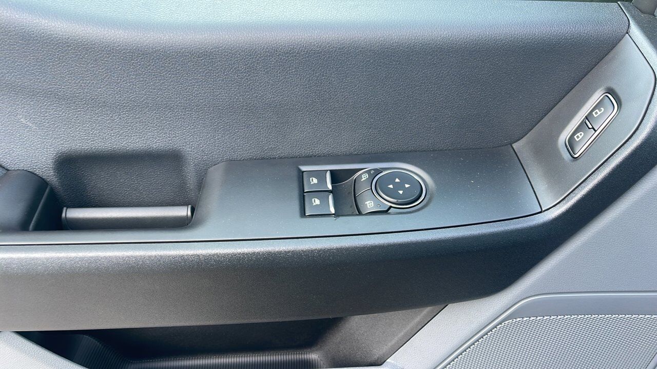 2025 Ford Super Duty F-550 DRW XL Sherwood Park AB