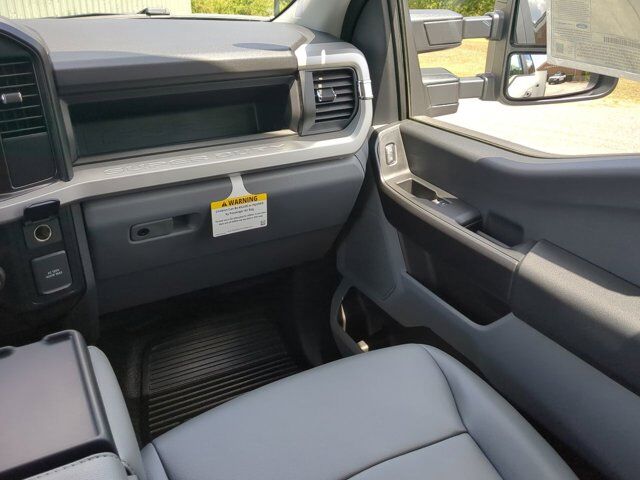 2025 Ford Super Duty F-550 DRW XL Winder GA