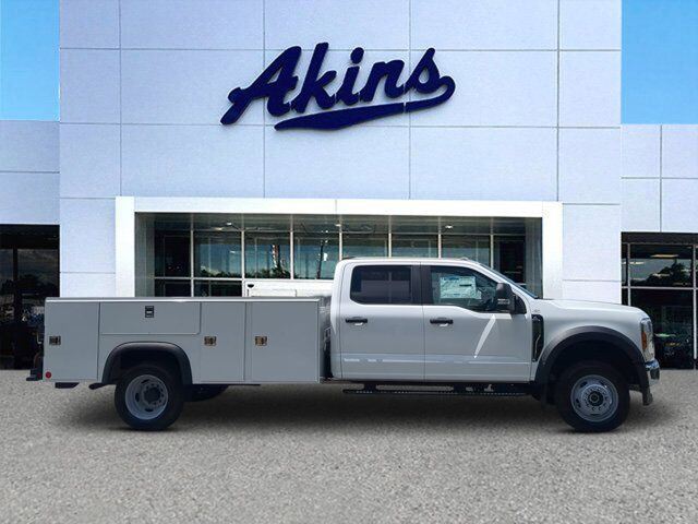 2025 Ford Super Duty F-550 DRW XL