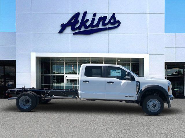 2025 Ford Super Duty F-550 DRW XL