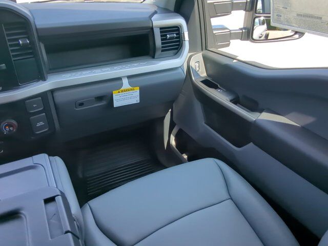 2025 Ford Super Duty F-550 DRW XL Winder GA