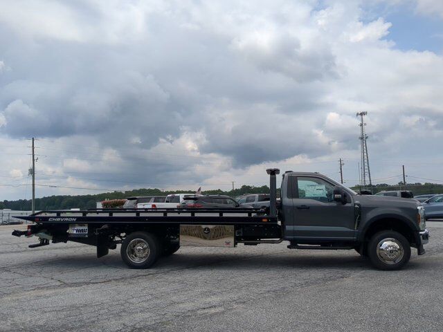 2025 Ford Super Duty F-550 DRW XL Winder GA