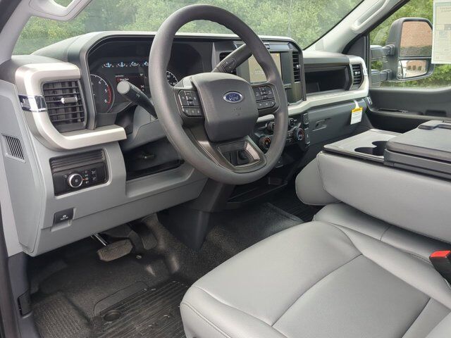 2025 Ford Super Duty F-550 DRW XL Winder GA