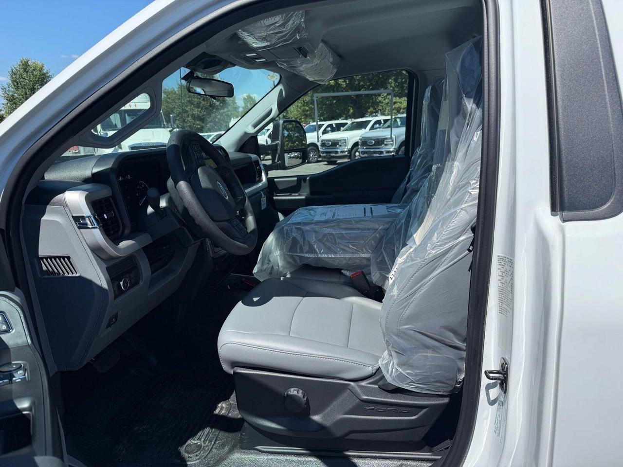 2025 Ford Super Duty F-550 DRW XL Gaithersburg MD