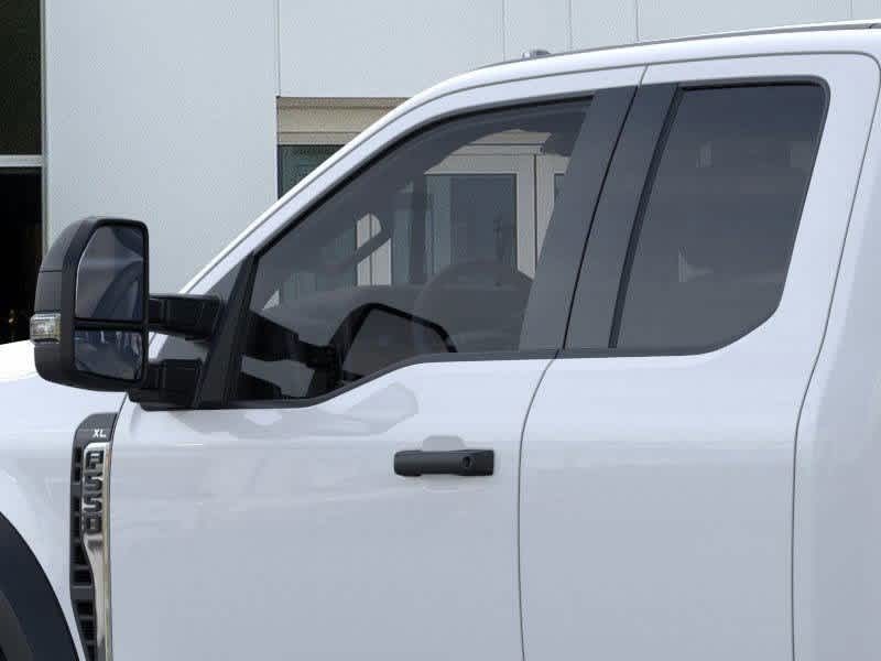 2025 Ford Super Duty F-550 DRW Plymouth MA