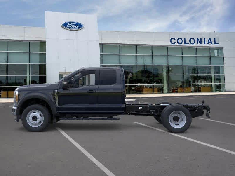 2025 Ford Super Duty F-550 DRW Plymouth MA