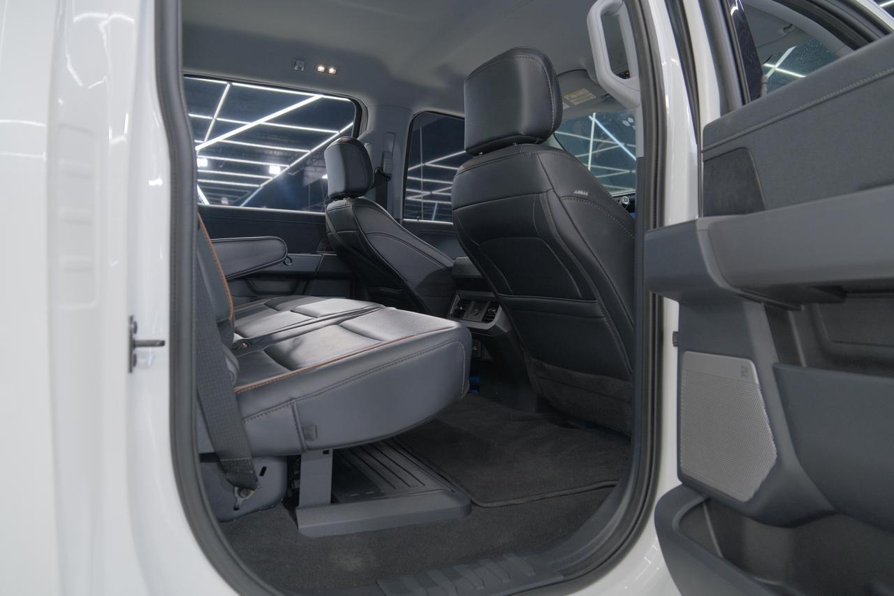 2025 Ford Super Duty F-550 King Crab 6X6 Miami FL