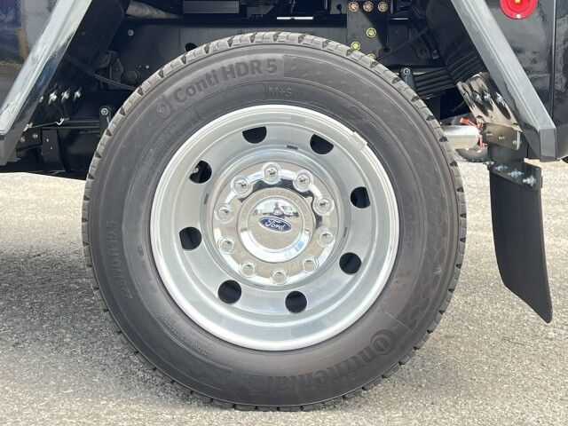 2025 Ford Super Duty F-550 Lariat MPL-40 Standard Duty Wrecker Truck Tampa FL