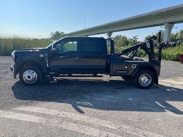 2025 Ford Super Duty F-550 Lariat MPL-40 Standard Duty Wrecker Truck