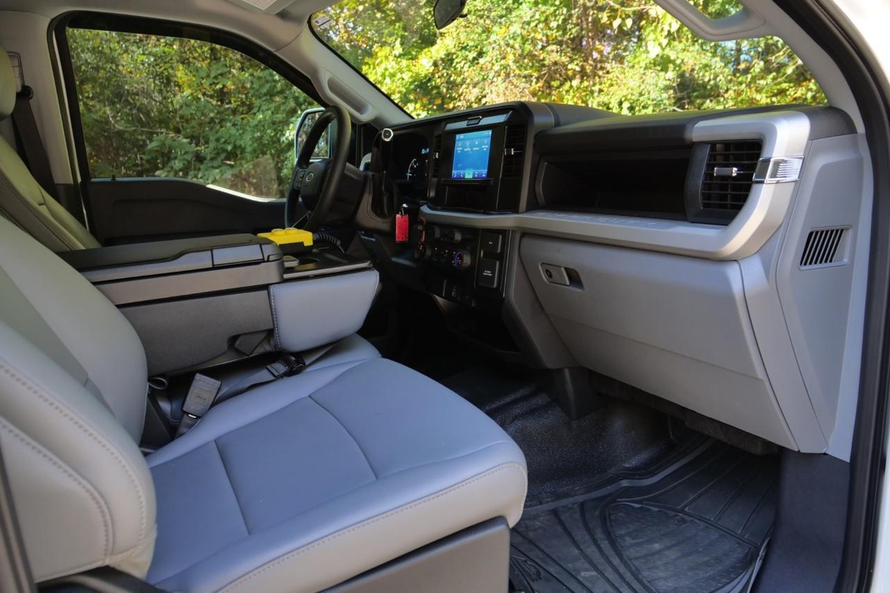 2025 Ford Super Duty F-550 XL 4X4 / DRW / PJ's Truck Bodies Landscape Dump Body High Point NC