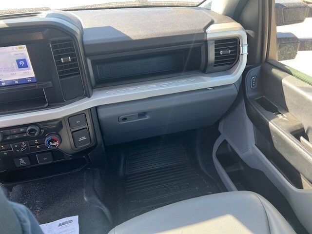 2025 Ford Super Duty F-600 DRW Mechanical Service Truck Tampa FL