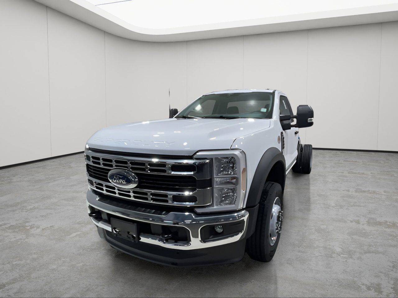 2025 Ford Super Duty F-600 DRW XLT Sherwood Park AB