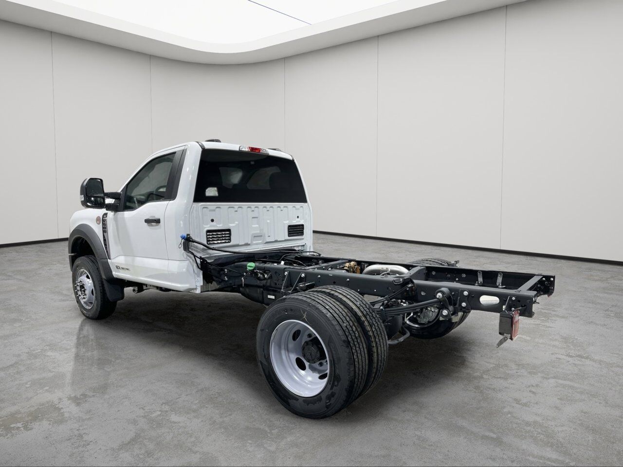 2025 Ford Super Duty F-600 DRW XLT Sherwood Park AB