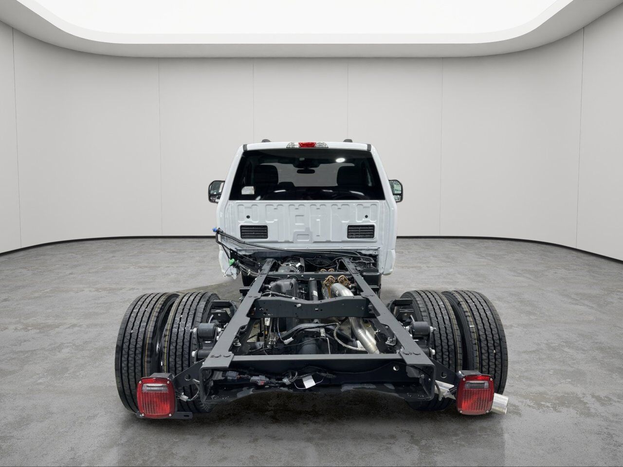 2025 Ford Super Duty F-600 DRW XLT Sherwood Park AB