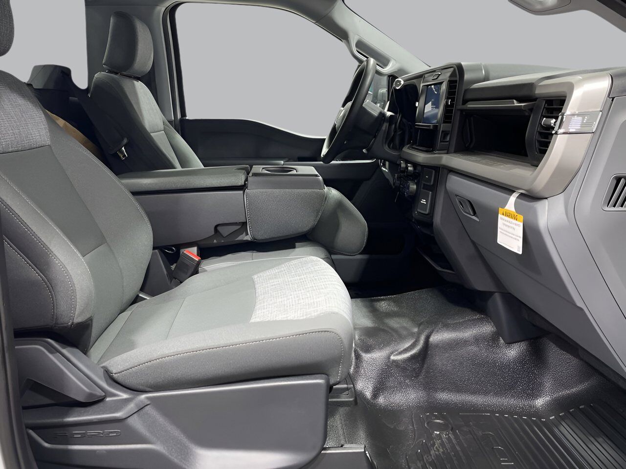 2025 Ford Super Duty F-600 DRW XLT Sherwood Park AB