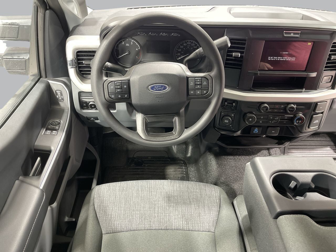 2025 Ford Super Duty F-600 DRW XLT Sherwood Park AB