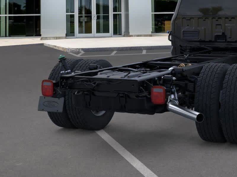 2025 Ford Super Duty F-600 DRW Plymouth MA