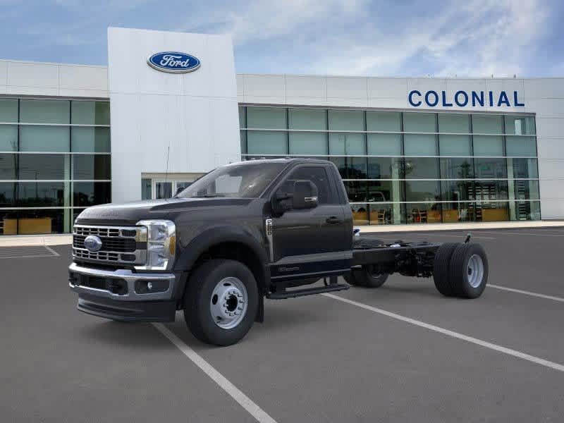 2025 Ford Super Duty F-600 DRW