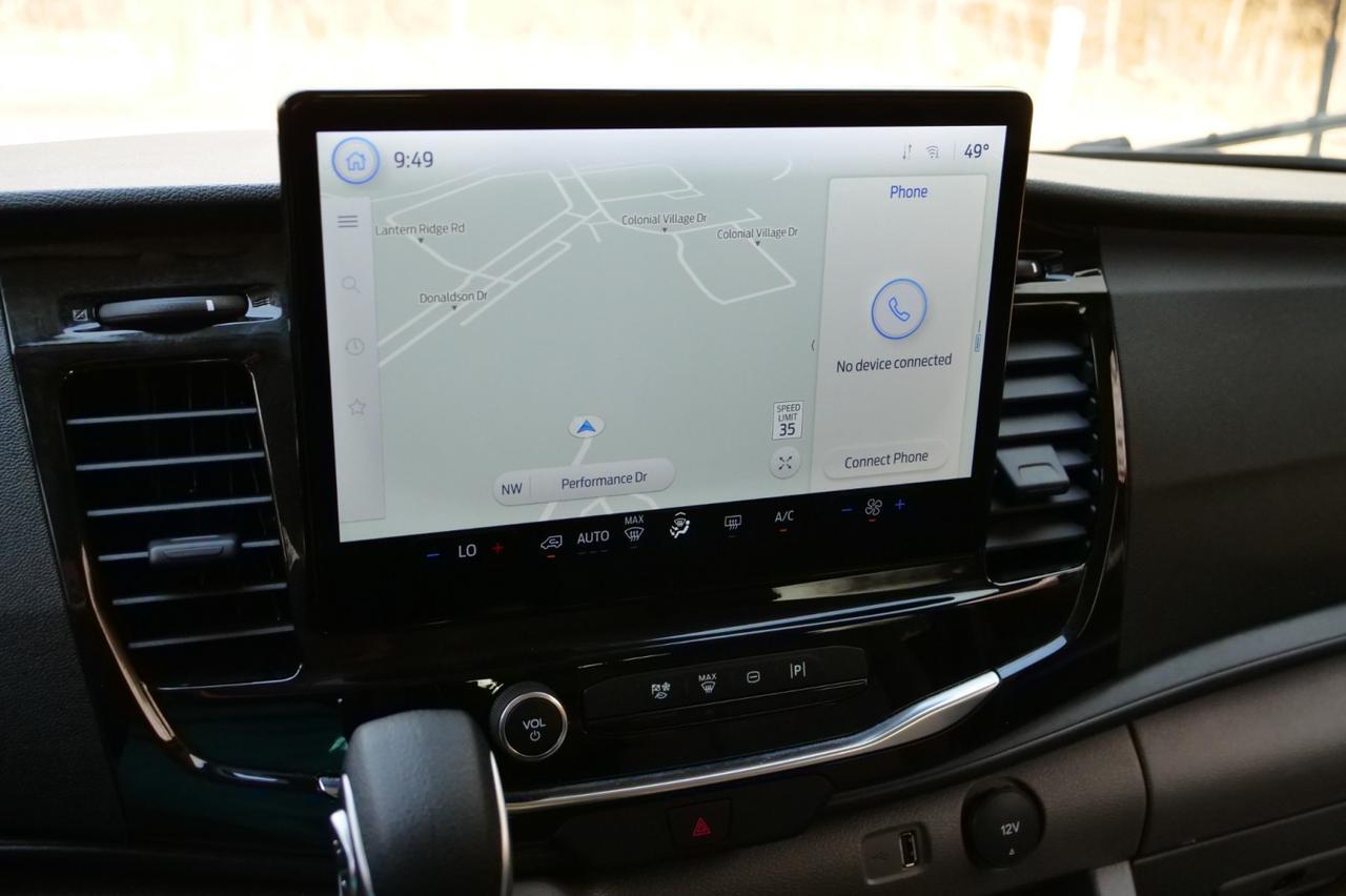 2025 Ford T-350 XLT / 15 Passenger Van / Lane Keep Assist! Lincolnton NC