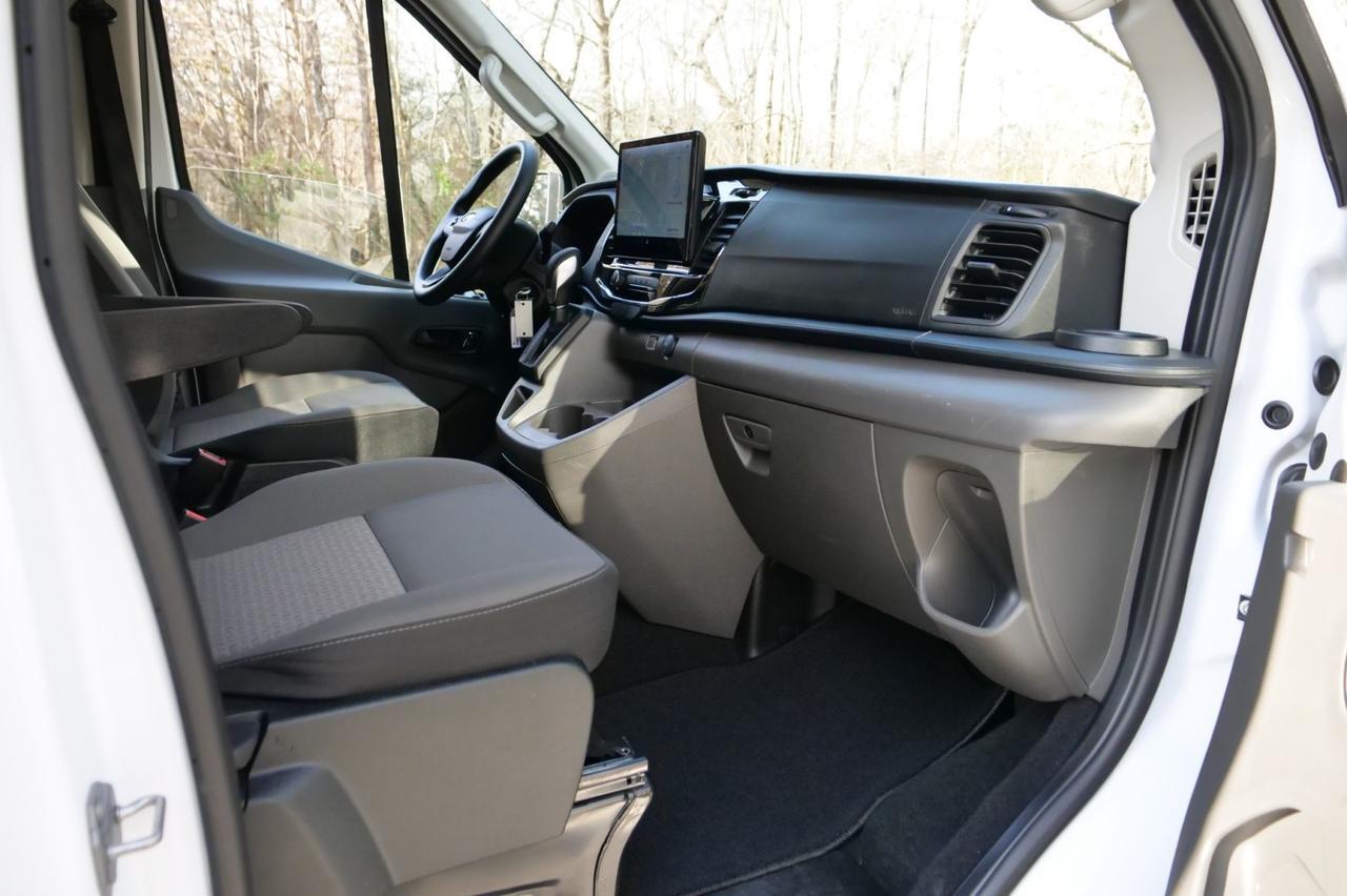 2025 Ford T-350 XLT / 15 Passenger Van / Lane Keep Assist! Lincolnton NC